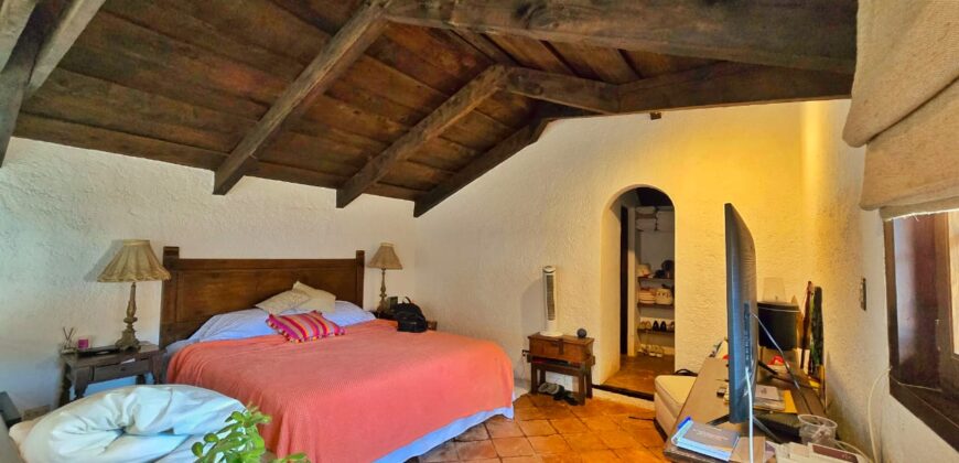 APARTAMENTO TIPO LOFT AMUEBLADO EN BARRIO SANTO DOMINGO ANTIGUA GUATEMALA