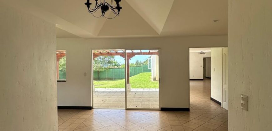 Casa en renta Residencial Casa & Campo km 23.5  Carretera a El Salvador