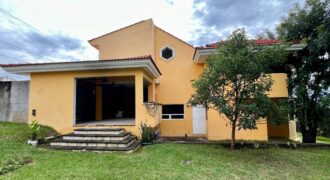 CASA EN VENTA RESIDENCIAL LOMA REAL SAN CRISTOBAL ZONA 8 DE MIXCO