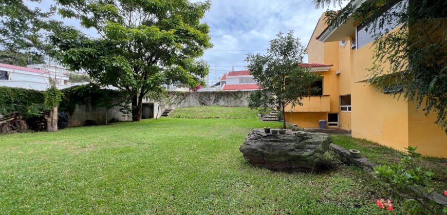 CASA EN VENTA RESIDENCIAL LOMA REAL SAN CRISTOBAL ZONA 8 DE MIXCO