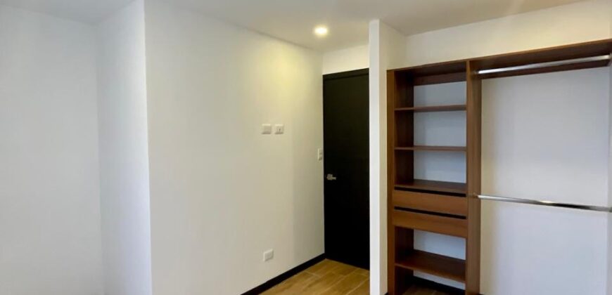 Apartamento en Renta Zona 13 Edificio Essenza