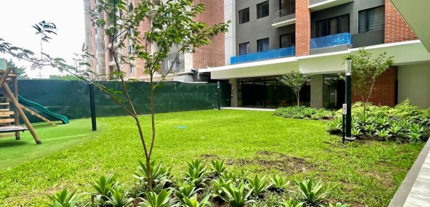 Apartamento en Renta Zona 13 Edificio Essenza