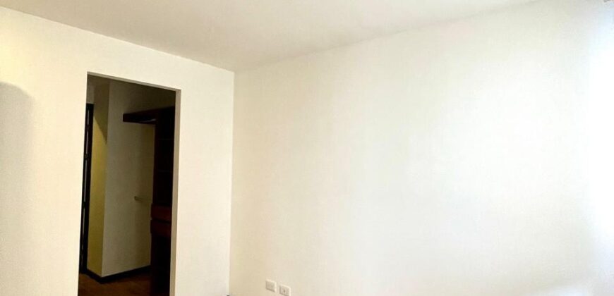 Apartamento en Renta Zona 13 Edificio Essenza