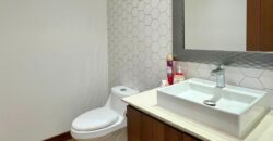 APARTAMENTO EN VENTA IKARIA ZONA 15