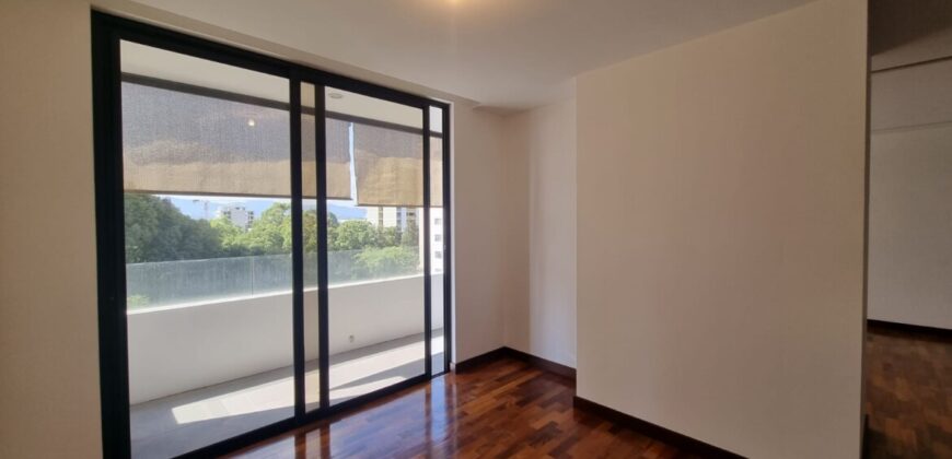 LANTANA ZONA 14 APARTAMENTO EN VENTA