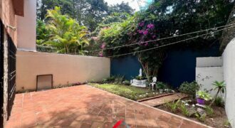 CASA EN VENTA LAS MARAVILLAS, KM 27 CARRETERA A EL SALVADOR FRAIJANES