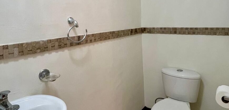 CASA EN VENTA LAS MARAVILLAS, KM 27 CARRETERA A EL SALVADOR FRAIJANES