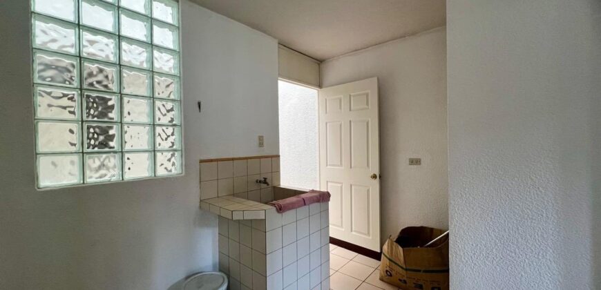 CASA EN VENTA LAS MARAVILLAS, KM 27 CARRETERA A EL SALVADOR FRAIJANES