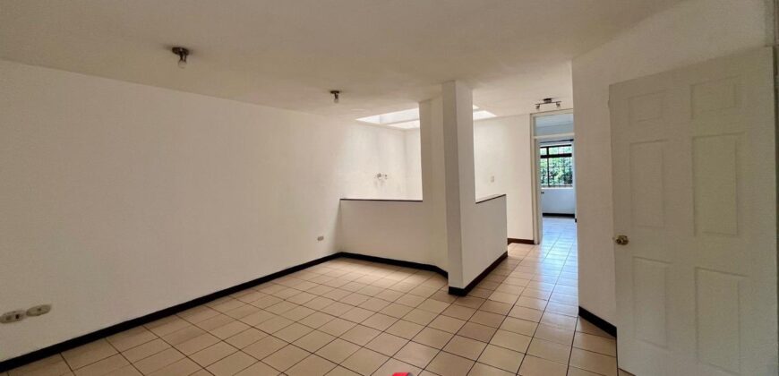 CASA EN VENTA LAS MARAVILLAS, KM 27 CARRETERA A EL SALVADOR FRAIJANES