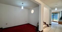 CASA EN VENTA LAS MARAVILLAS, KM 27 CARRETERA A EL SALVADOR FRAIJANES