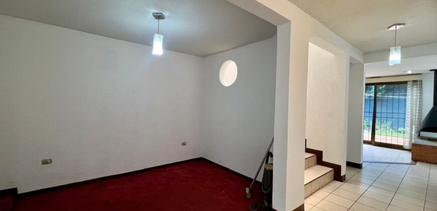 CASA EN VENTA LAS MARAVILLAS, KM 27 CARRETERA A EL SALVADOR FRAIJANES