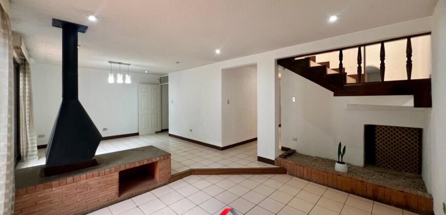 CASA EN VENTA LAS MARAVILLAS, KM 27 CARRETERA A EL SALVADOR FRAIJANES