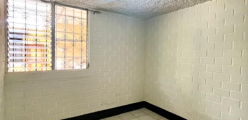 CASA EN VENTA – BALCONES DE SAN CRISTÓBAL, ZONA 8 MIXCO