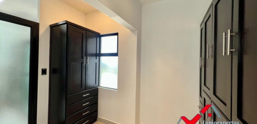 CASA EN VENTA CARRETERA A PIEDRA PARADA CRISTO REY, ZONA 6, SANTA CATARINA PINULA,  A 3 MINUTOS DE EL PULTE
