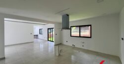 CASA EN VENTA CARRETERA A PIEDRA PARADA CRISTO REY, ZONA 6, SANTA CATARINA PINULA,  A 3 MINUTOS DE EL PULTE
