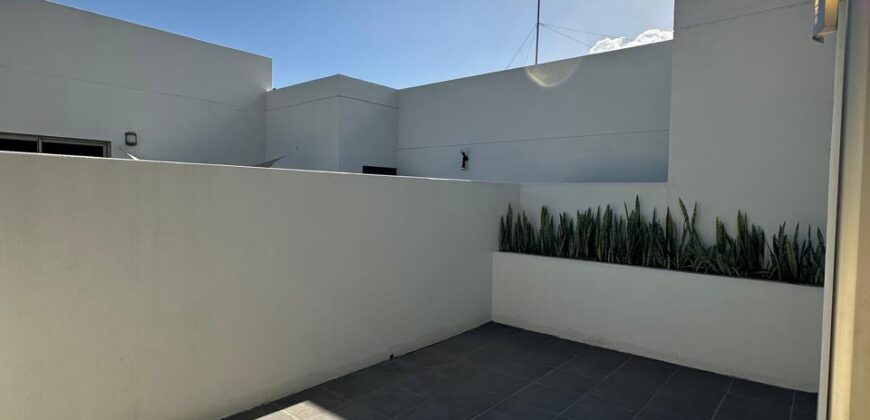 PENTHOUSE EN RENTA, EDIFICIO VERONA ZONA 10