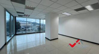 OFICINA EN RENTA ZONA PRADERA, ZONA 10