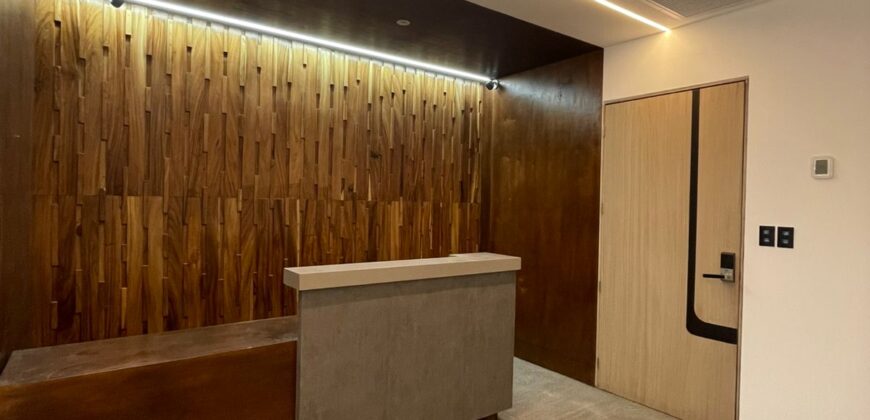 OFICINA EN RENTA RENOVATI ZONA 10