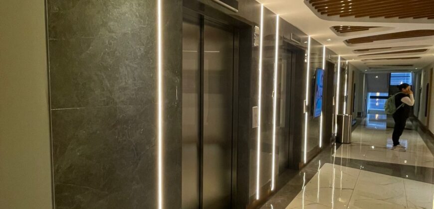OFICINA EN RENTA RENOVATI ZONA 10