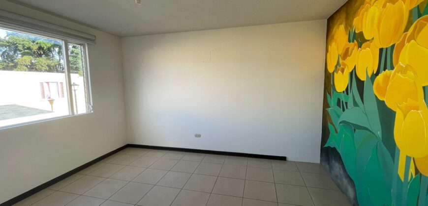 CASA EN VENTA CONDOMINIO SAN MARINO, SAN CRISTOBAL ZONA 8 DE MIXCO