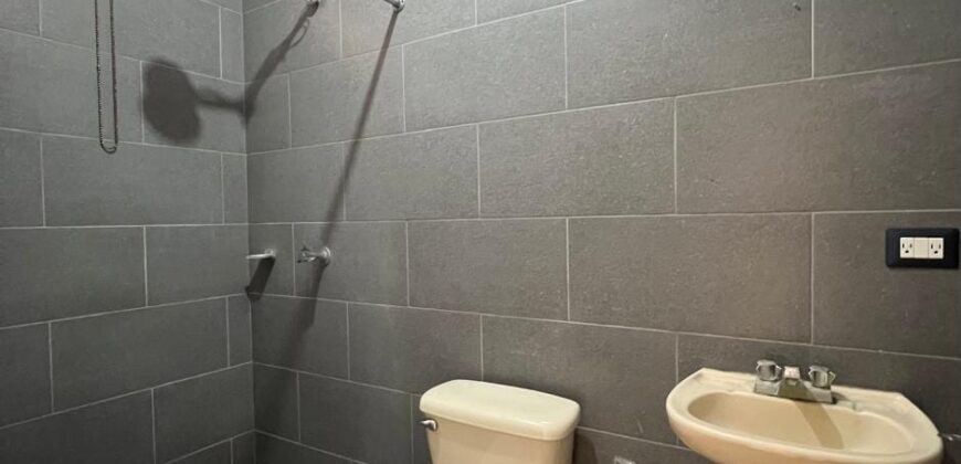 CASA EN VENTA PINARES, SAN CRISTOBAL, ZONA 8 MIXCO