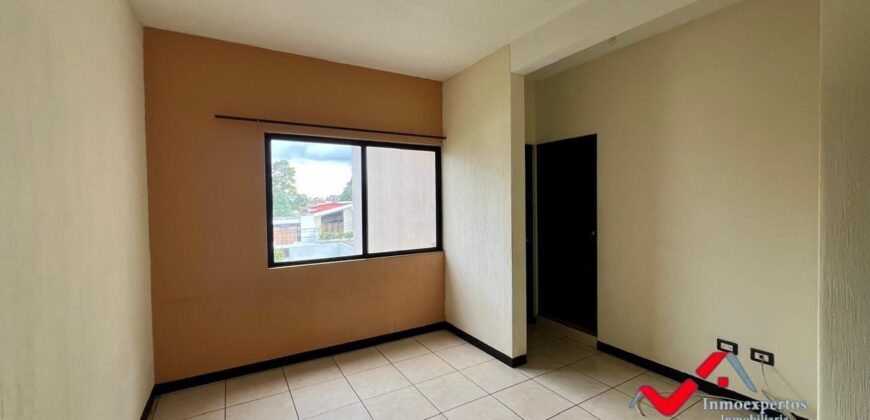 CASA EN VENTA PINARES, SAN CRISTOBAL, ZONA 8 MIXCO