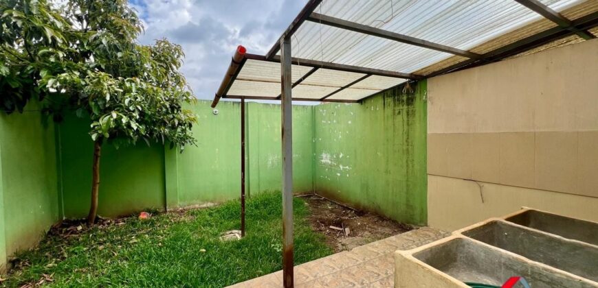 CASA EN VENTA PINARES, SAN CRISTOBAL, ZONA 8 MIXCO