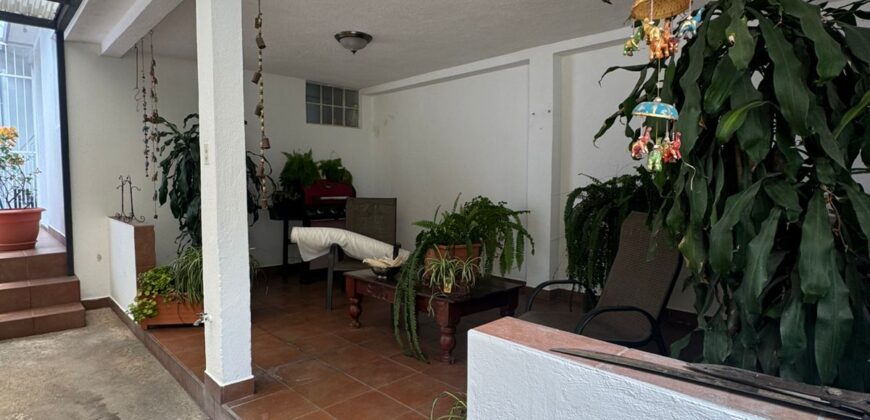 CASA EN VENTA SECTOR B1 SAN CRISTOBAL ZONA 8 DE MIXCO