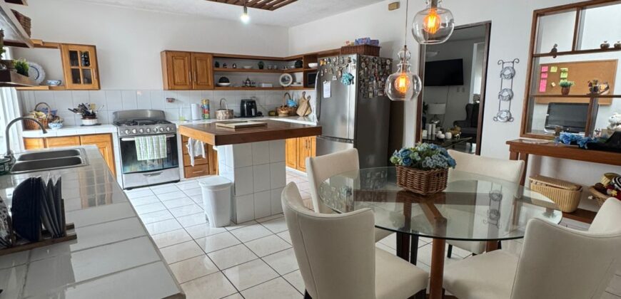 CASA EN VENTA SECTOR B1 SAN CRISTOBAL ZONA 8 DE MIXCO