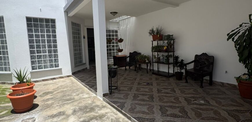 CASA EN VENTA SECTOR B1 SAN CRISTOBAL ZONA 8 DE MIXCO