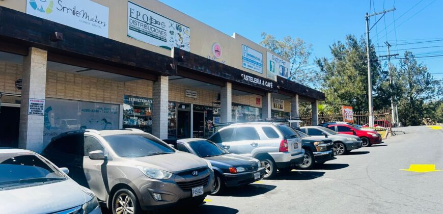 Local en Venta Boulevard Sur, San Cristóbal, Zona 8 de Mixco