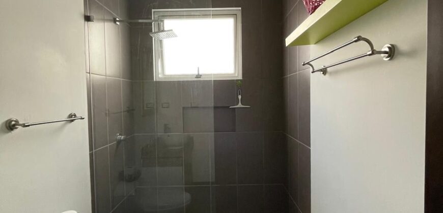 Apartamento amueblado en Renta Edificio Trento Zona 16