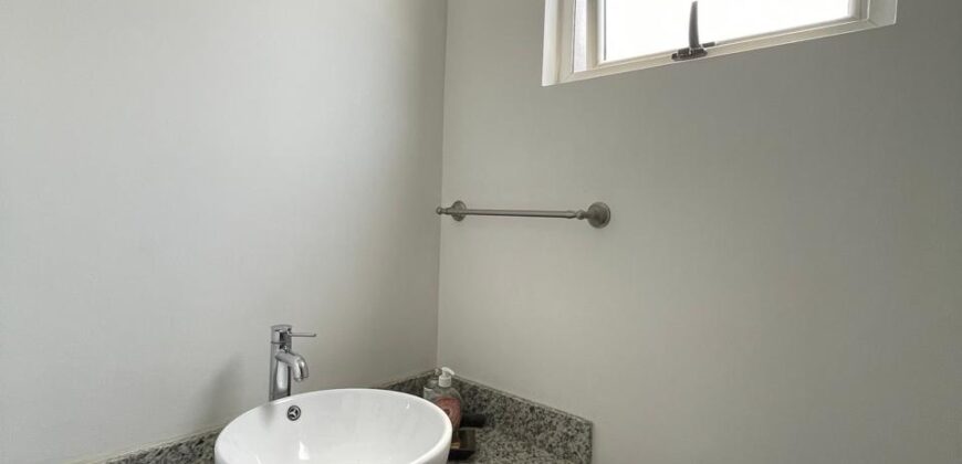 Apartamento amueblado en Renta Edificio Trento Zona 16