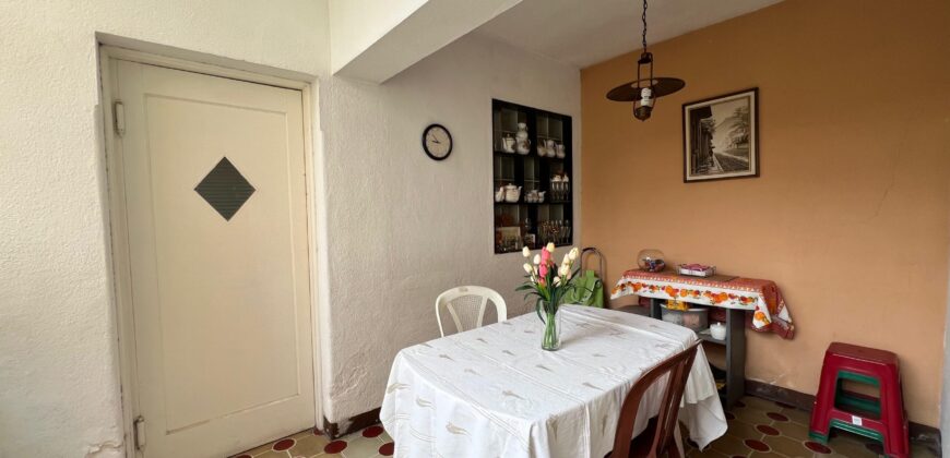 CASA EN VENTA ZONA 1 SOBRE 7MA AVENIDA   