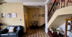 CASA EN VENTA ZONA 1 SOBRE 7MA AVENIDA   