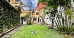CASA EN VENTA ZONA 1 SOBRE 7MA AVENIDA   