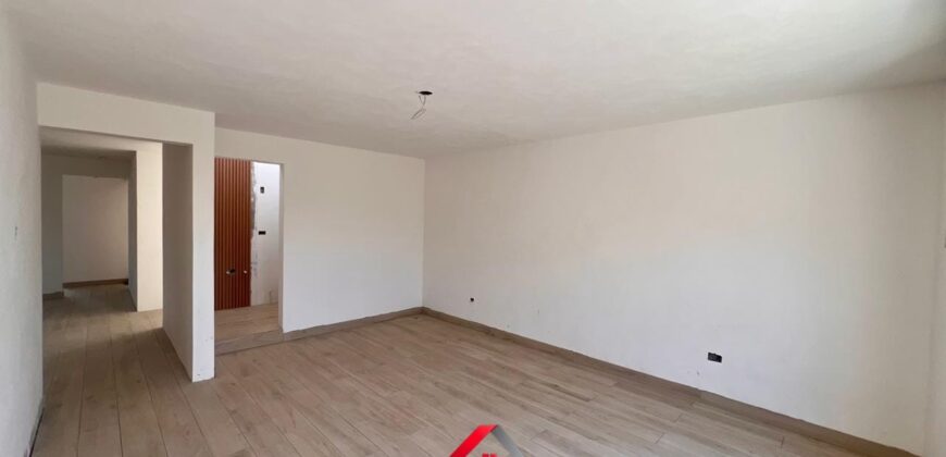 Casa en Venta | Sector B2, San Cristóbal, Zona 8 de Mixco