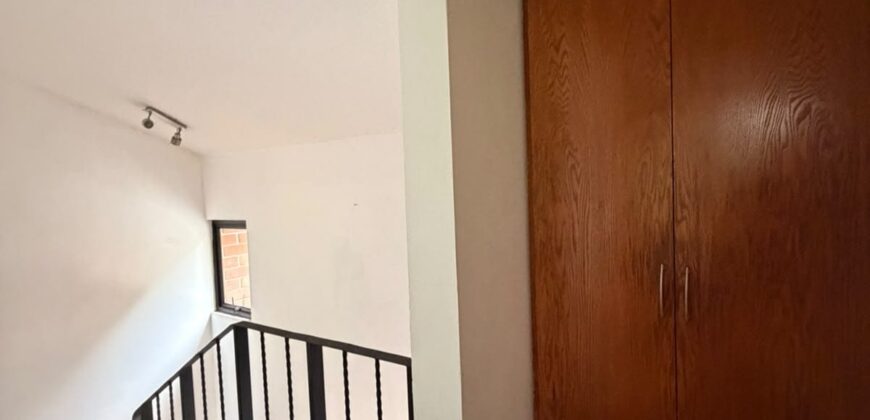 CASA EN VENTA | RESIDENCIAL EL ESCALÓN, SAN JORGE MUXBAL