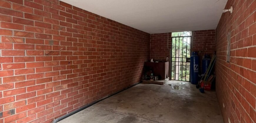 CASA EN VENTA | RESIDENCIAL EL ESCALÓN, SAN JORGE MUXBAL