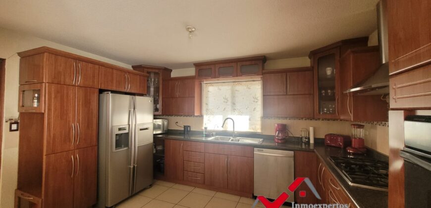 CASA EN VENTA | SAN CRISTÓBAL, ZONA 8 DE MIXCO