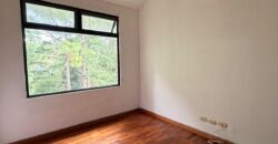 CASA EN VENTA | RESIDENCIAL EL ESCALÓN, SAN JORGE MUXBAL